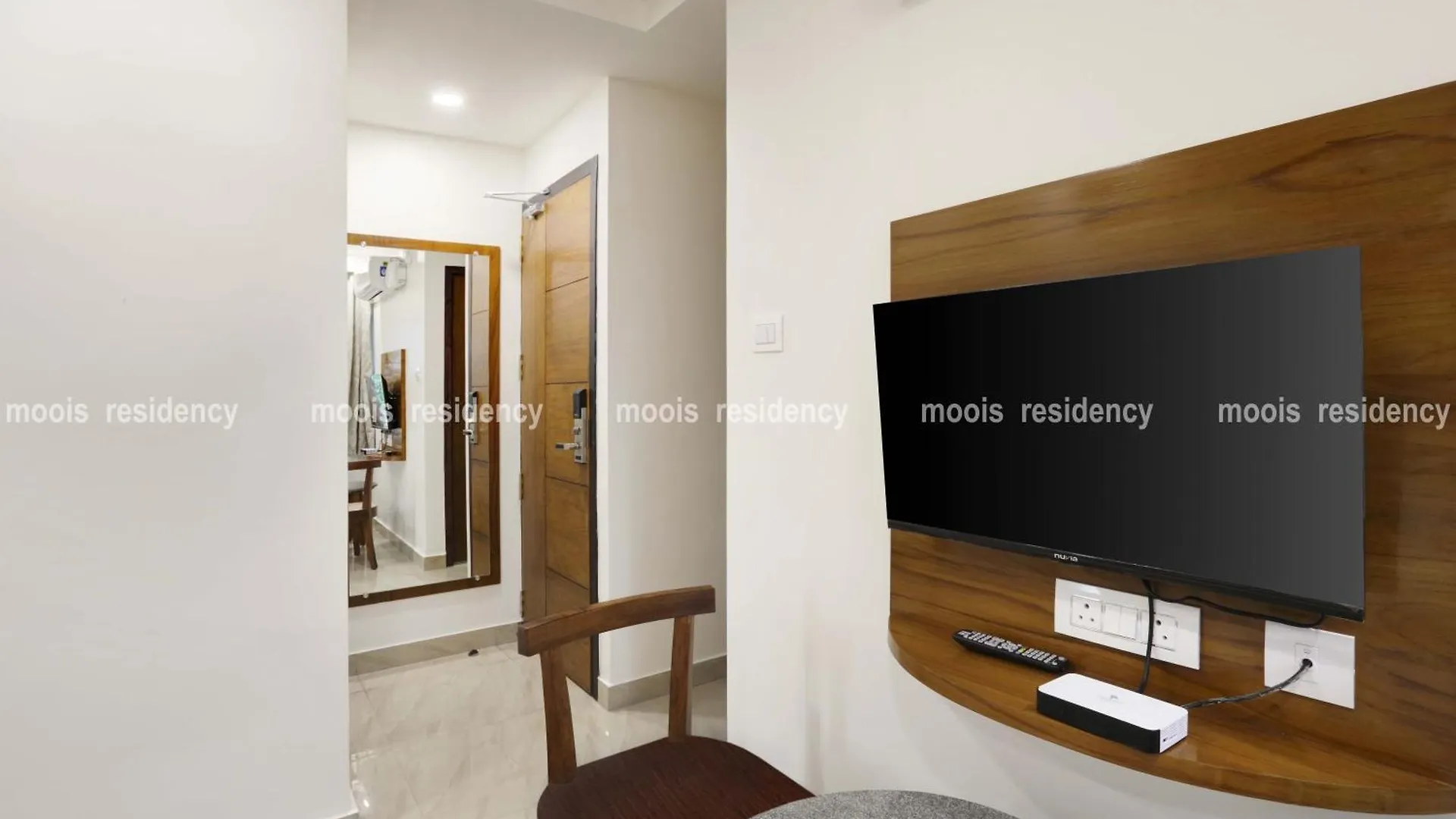 Moois Residency Ernakulam Ξενοδοχείο Kochi 3*,