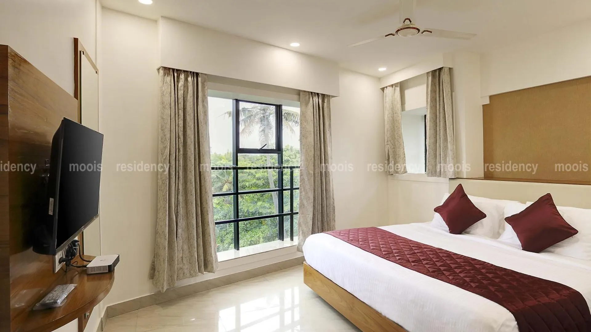 Moois Residency Ernakulam Ξενοδοχείο Kochi 3*,